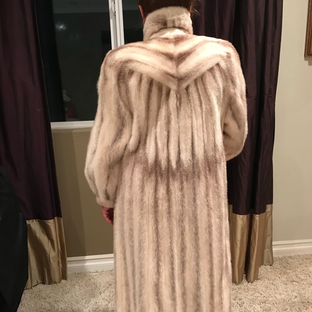 MINK FUR COAT. 100% Real Mink - Picture 3 of 10
